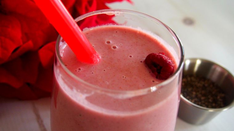 Raspberry Chia Smoothie